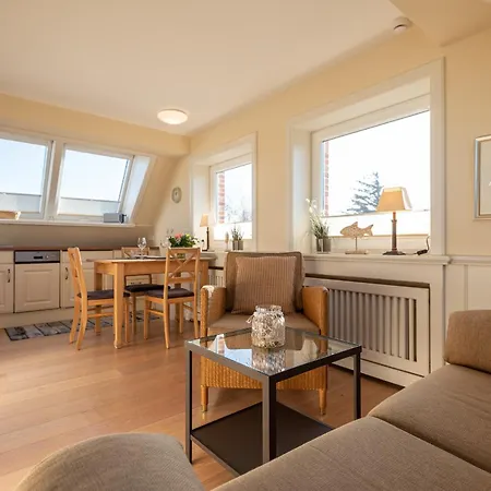 Haus Sonnenstrahl, Whg 2 Apartment Westerland